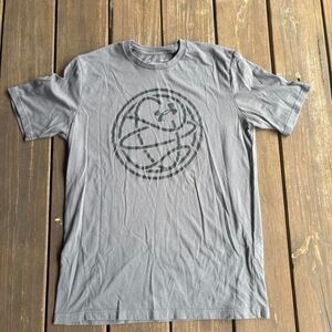 Under Armour Men Activewear Shirt Medium Gray Hoops Icon Tee Logo Graphic Loose